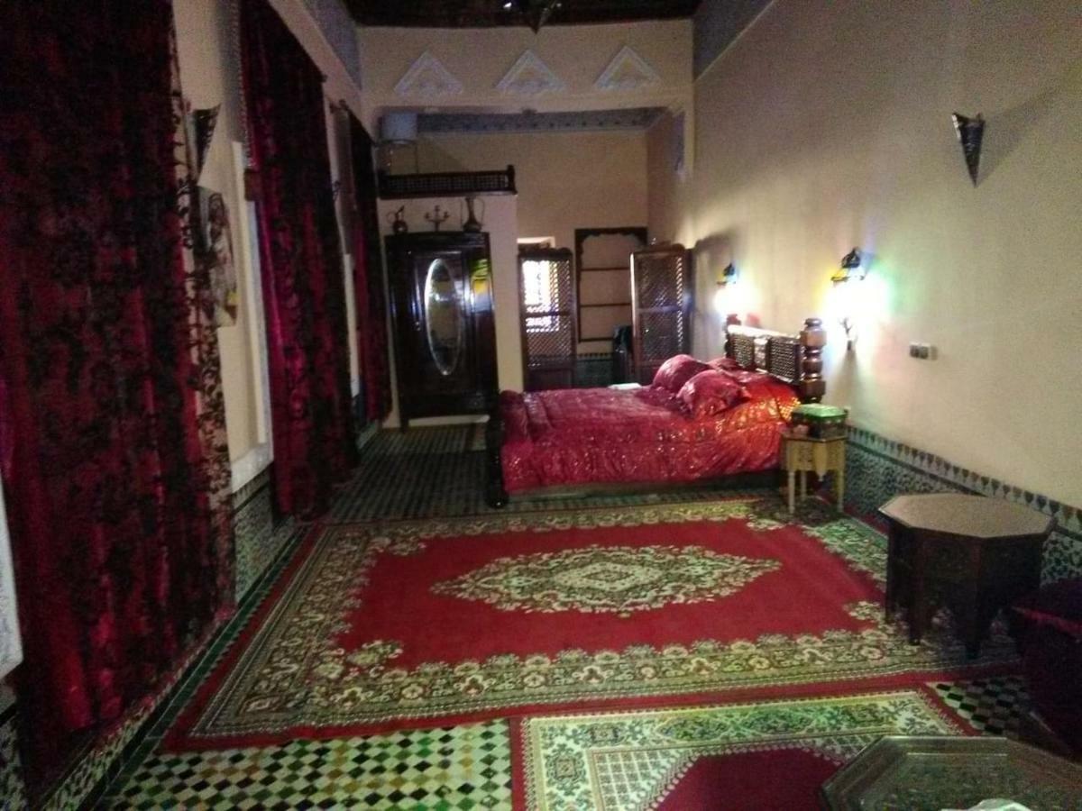 Riad Yanis Hotel Meknès Екстериор снимка