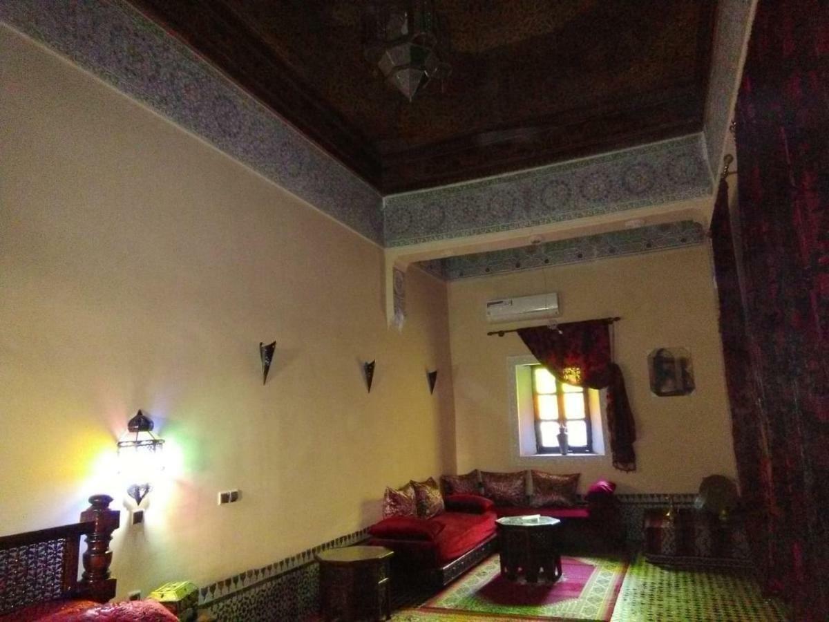 Riad Yanis Hotel Meknès Екстериор снимка