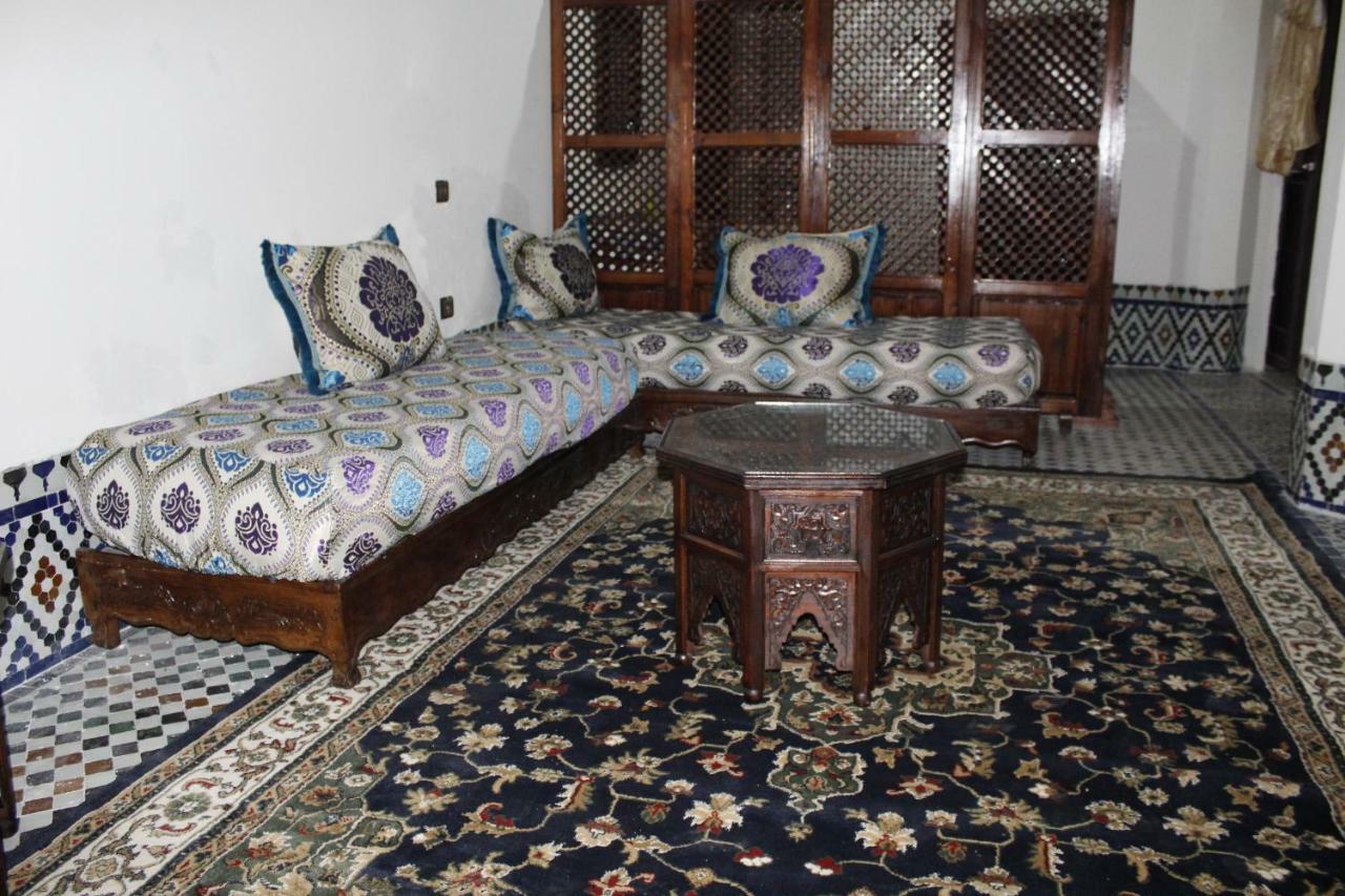 Riad Yanis Hotel Meknès Екстериор снимка