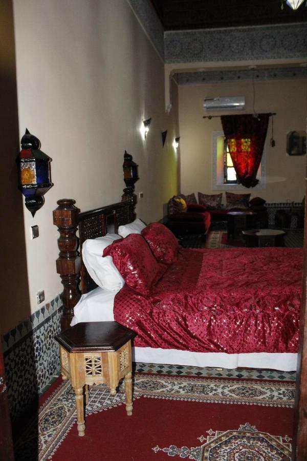 Riad Yanis Hotel Meknès Екстериор снимка